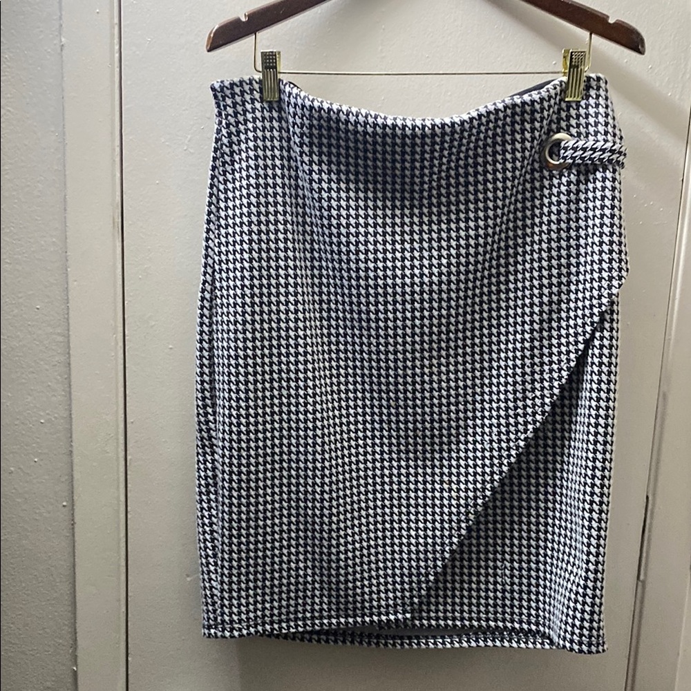 Forever 21 Black and White Gingham Wrap Skirt